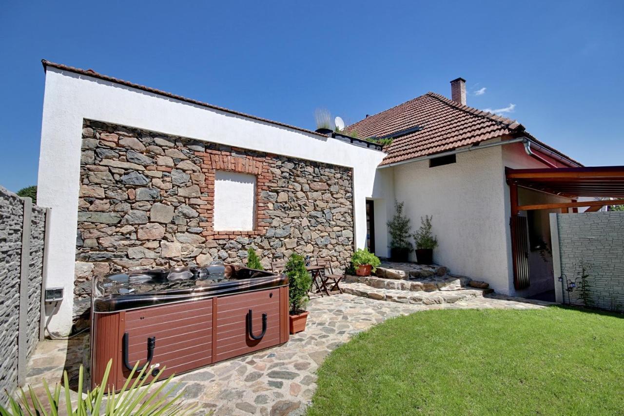Holiday Home Kvitek Ctetin Exterior foto